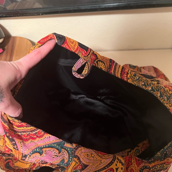 Super Cool Hobo Style fabric purse - Picture 13 of 13